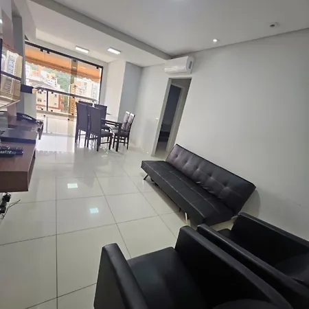 Pitangueiras Service, 2 dormitórios, piscina, 100 m praia, duas vagas de garagem e Wi-Fi-3